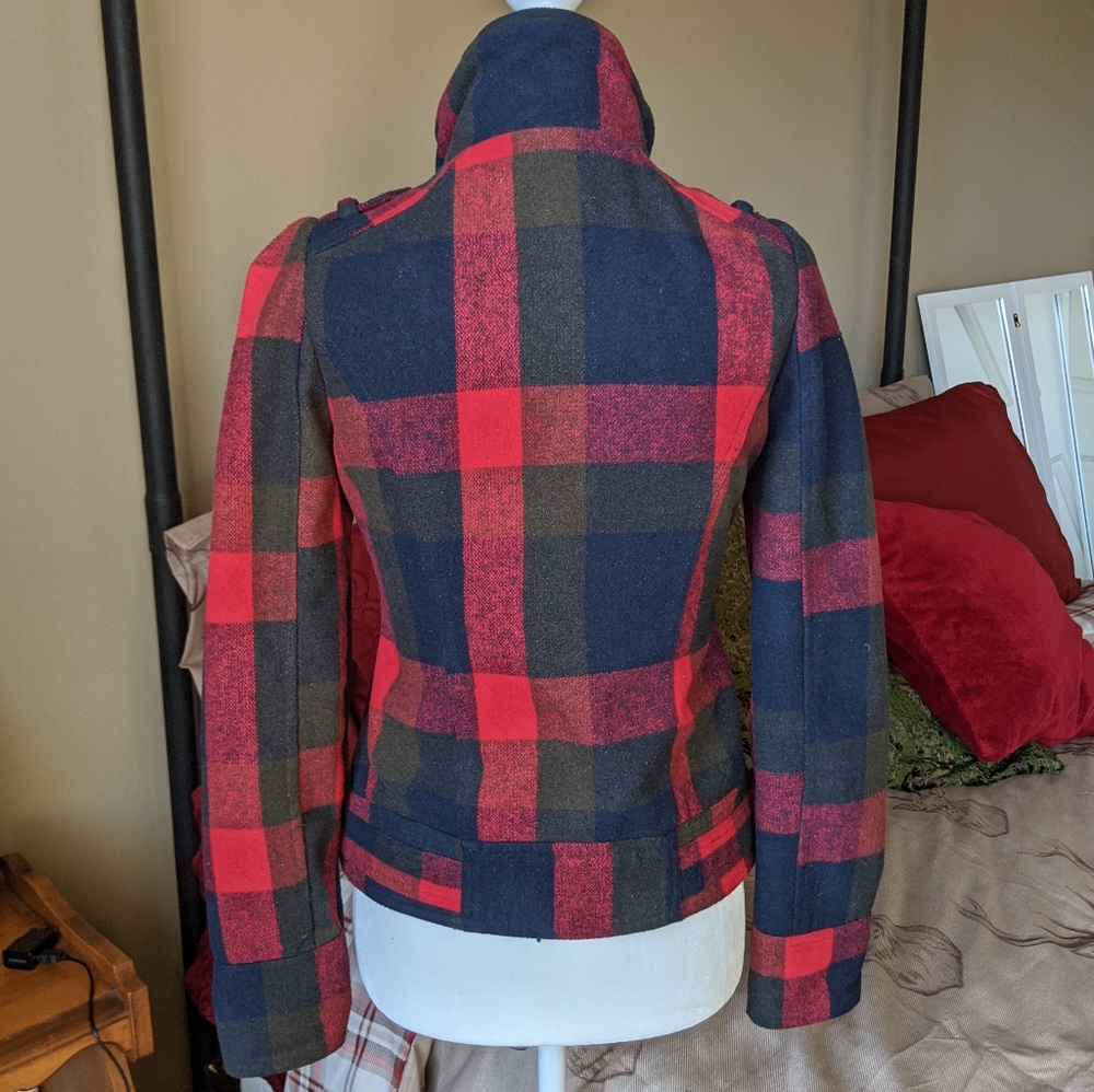 Plaid coat - Picture 5 of 8